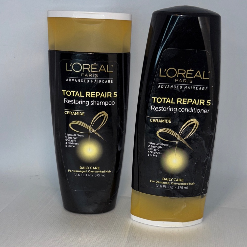 L'Oreal Total Repair 5 Restoring Shampoo and Conditioner Set New
